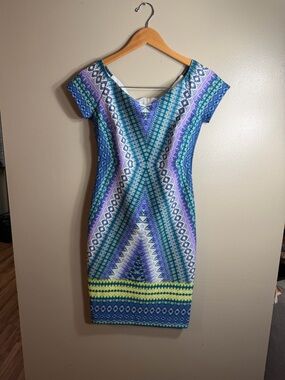 Bisou Bisou Michele Bohbot Bodycon Sheath Dress Sz 2 Blue Purple Geometric